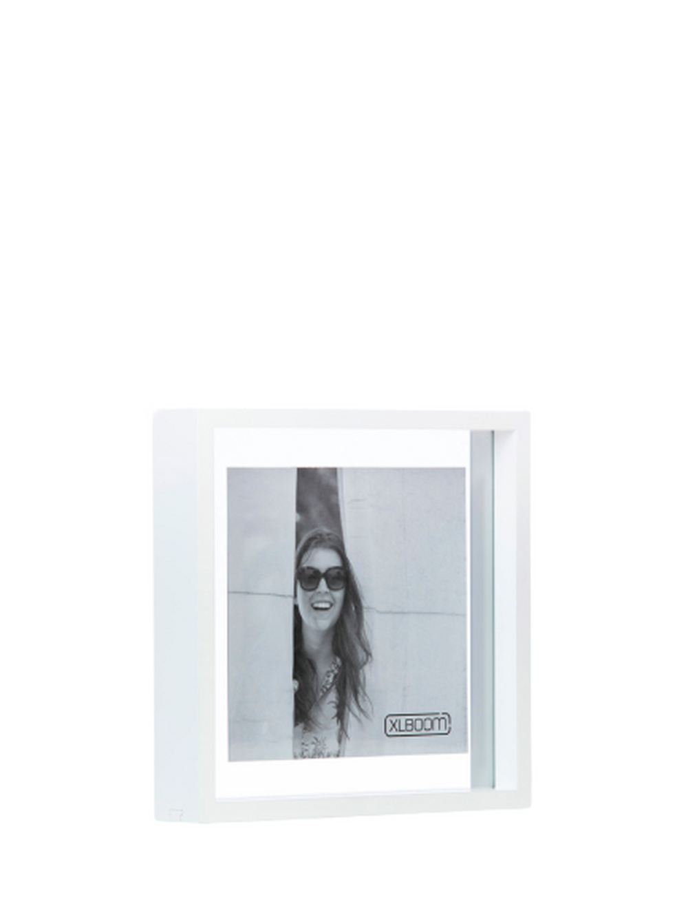 Balo Design Boutique | SQUARE FLOATING BOX 25 X 25 WHITE
